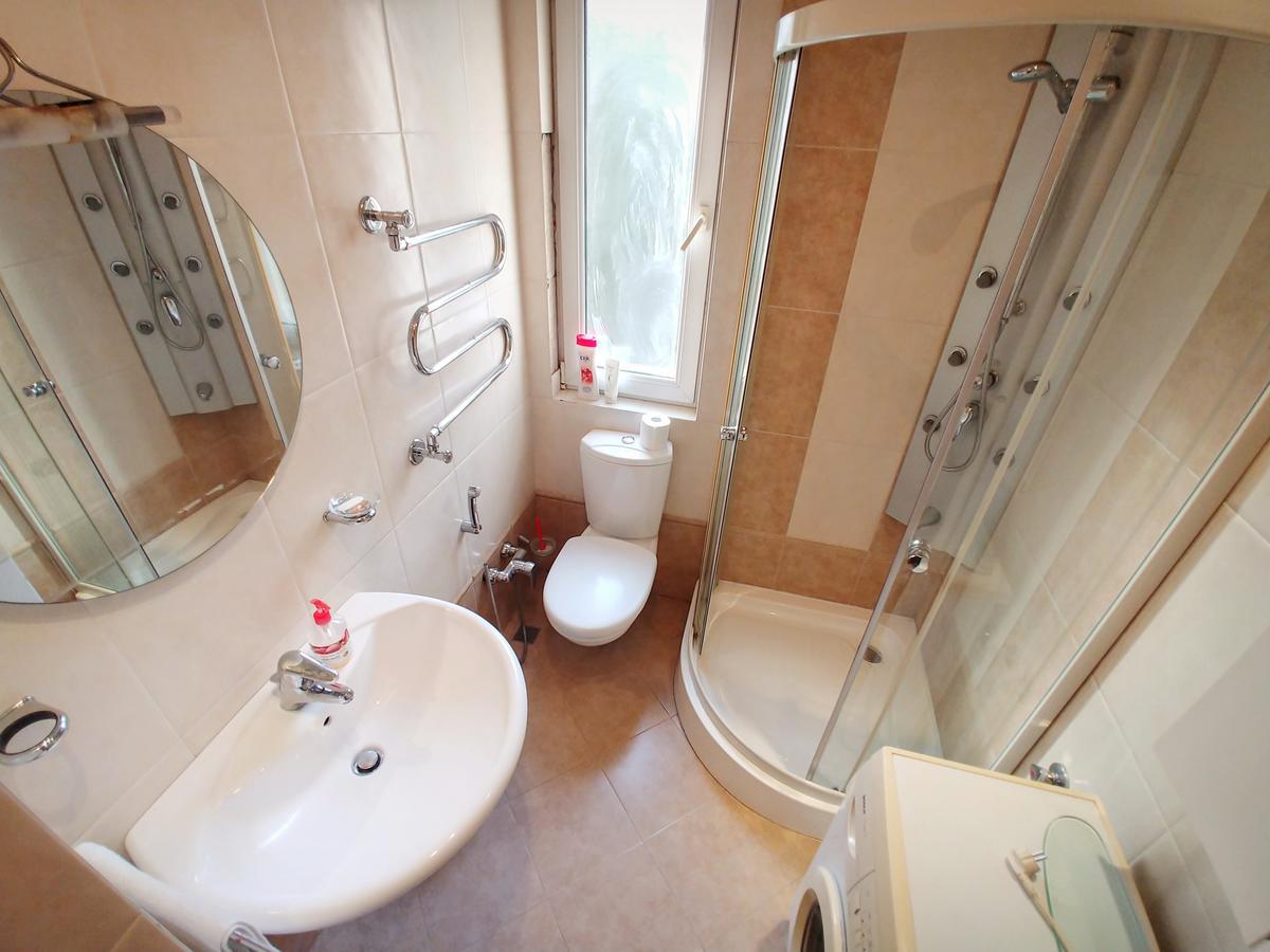 Clock Tower Apartment In Baku Zewnętrze zdjęcie