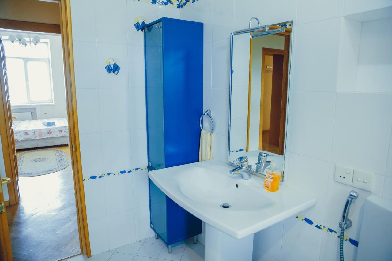 Clock Tower Apartment In Baku Zewnętrze zdjęcie