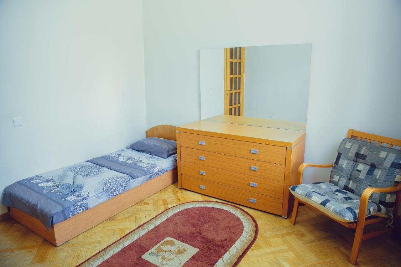 Clock Tower Apartment In Baku Zewnętrze zdjęcie