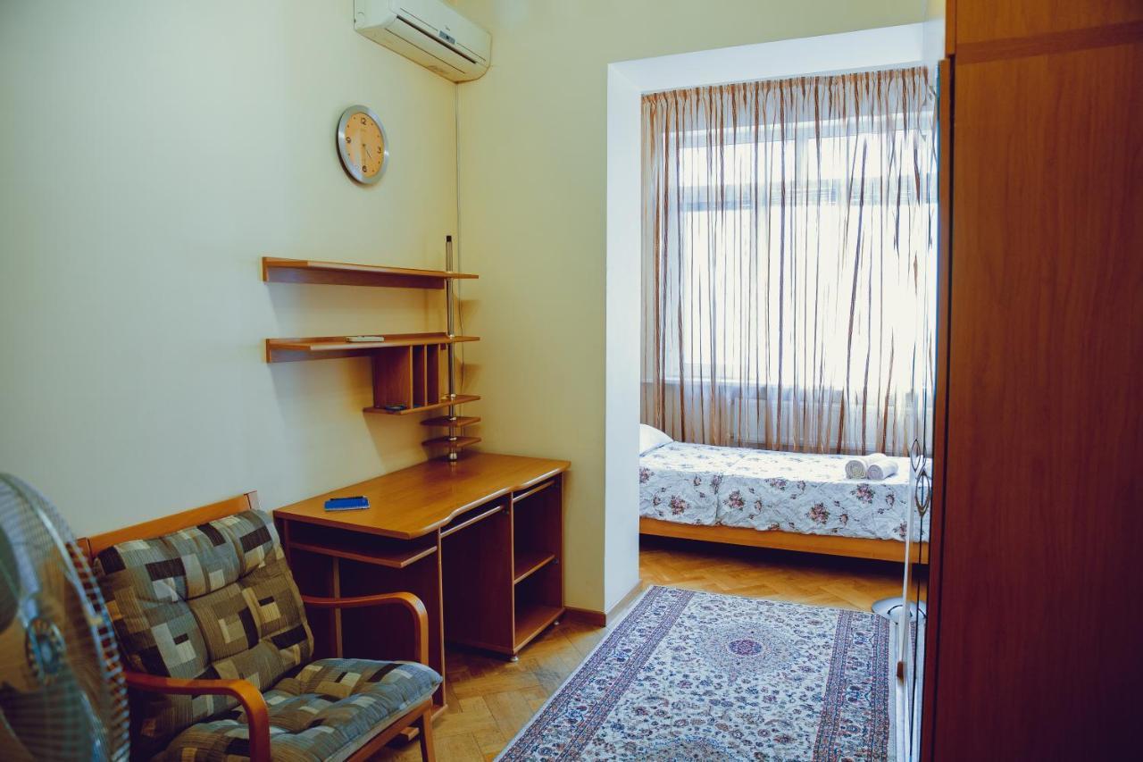 Clock Tower Apartment In Baku Zewnętrze zdjęcie